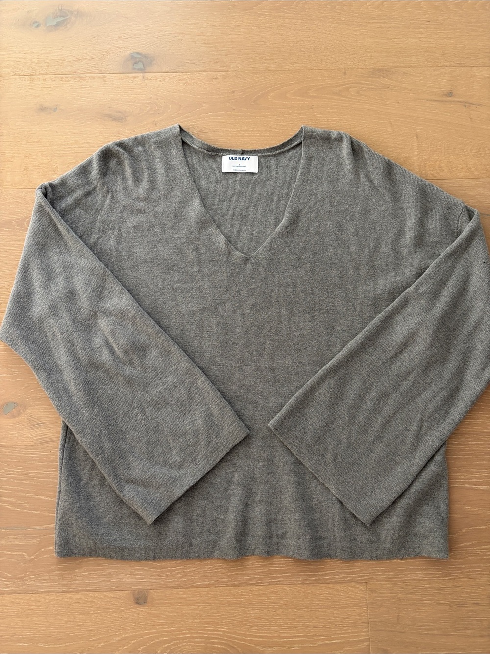 Old Navy Women's V-Neck Sweater - with Bell Sleeves. Heather Gray